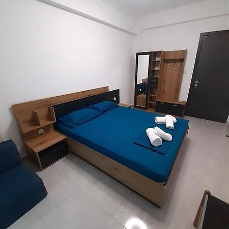 Ourania Apartment 아스프로발타 외부 사진
