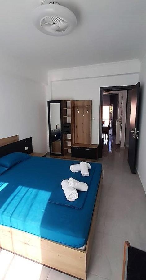 Ourania Apartment 아스프로발타 외부 사진